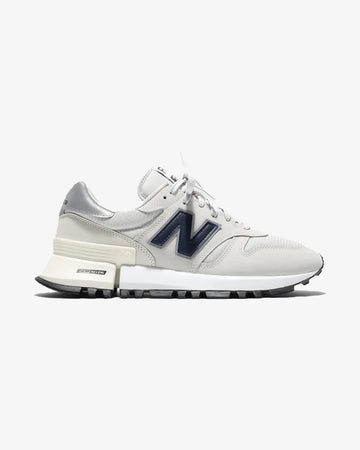 NEW BALANCE R_C1300 GREY -