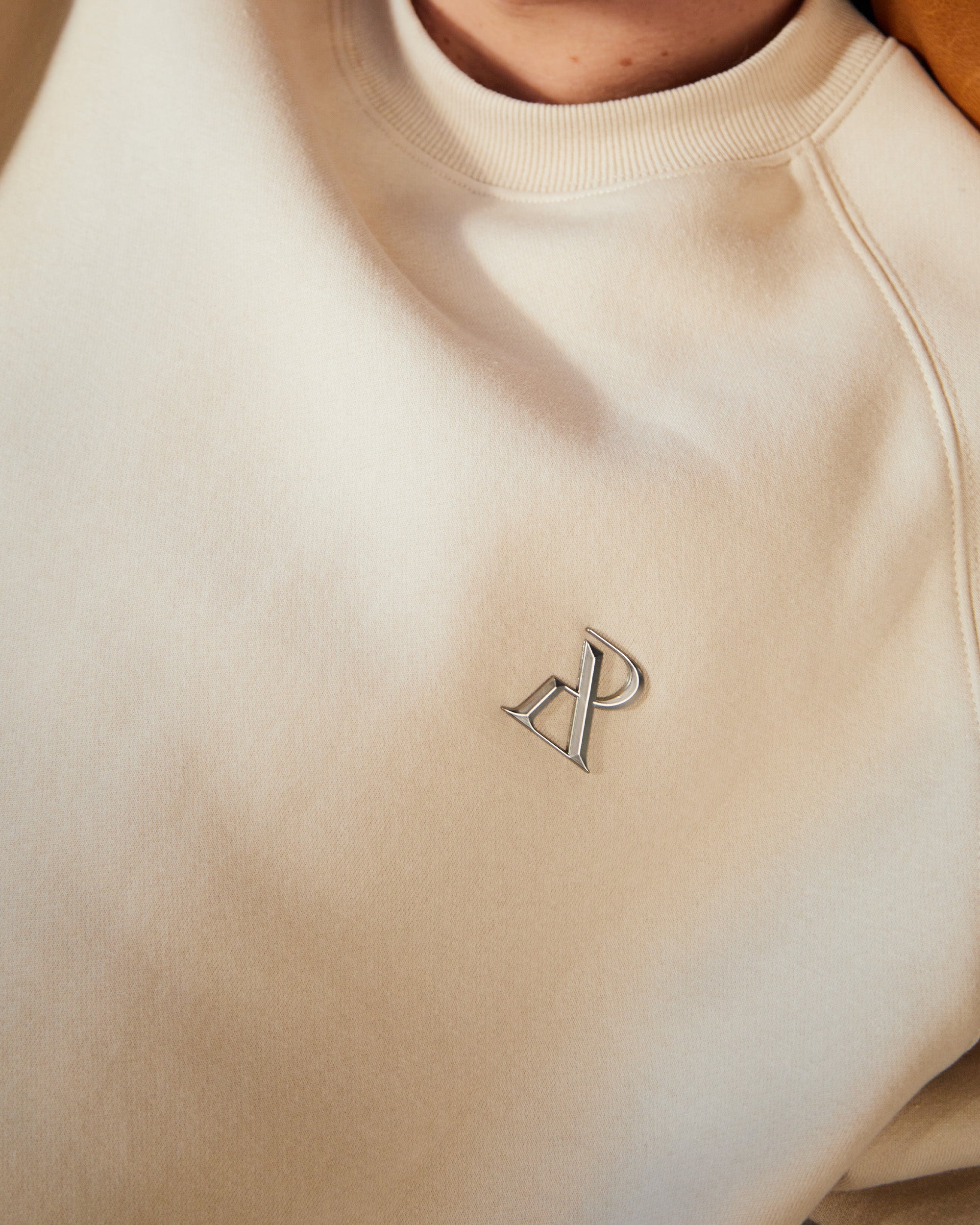 SSS REALISM RADIANT CREWNECK IVORY