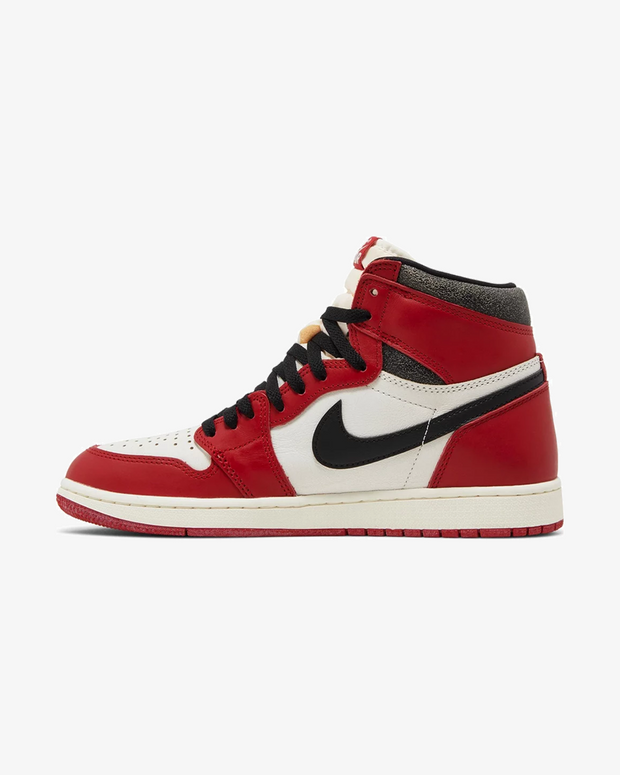 NIKE AIR JORDAN1 RETRO HIGH OG CHICAGO LOST AND FOUND